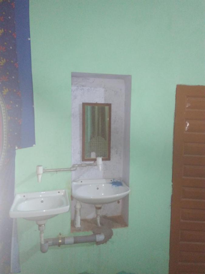 K.S.N. Varanasi Paying Guest House Luaran gambar
