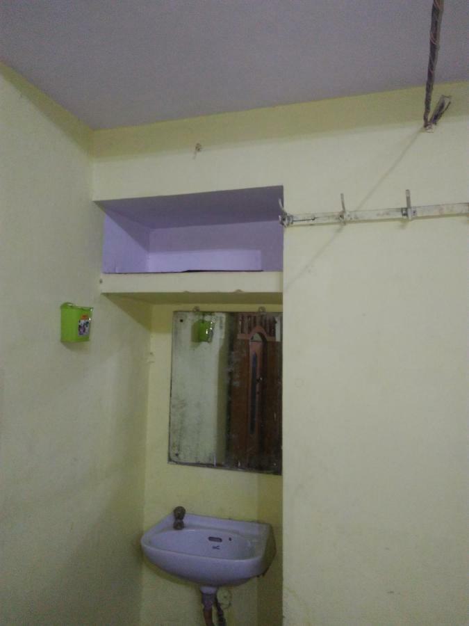 K.S.N. Varanasi Paying Guest House Luaran gambar