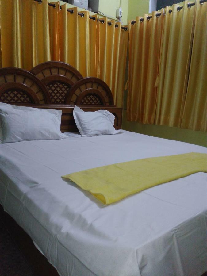K.S.N. Varanasi Paying Guest House Luaran gambar